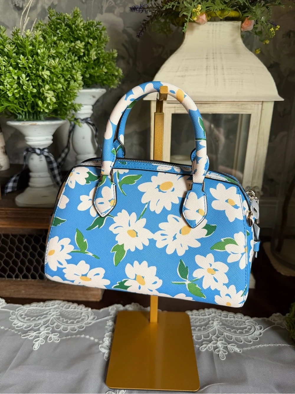 NWOT kate spade New York Blue & White Floral Dome Satchel Purse Handbag